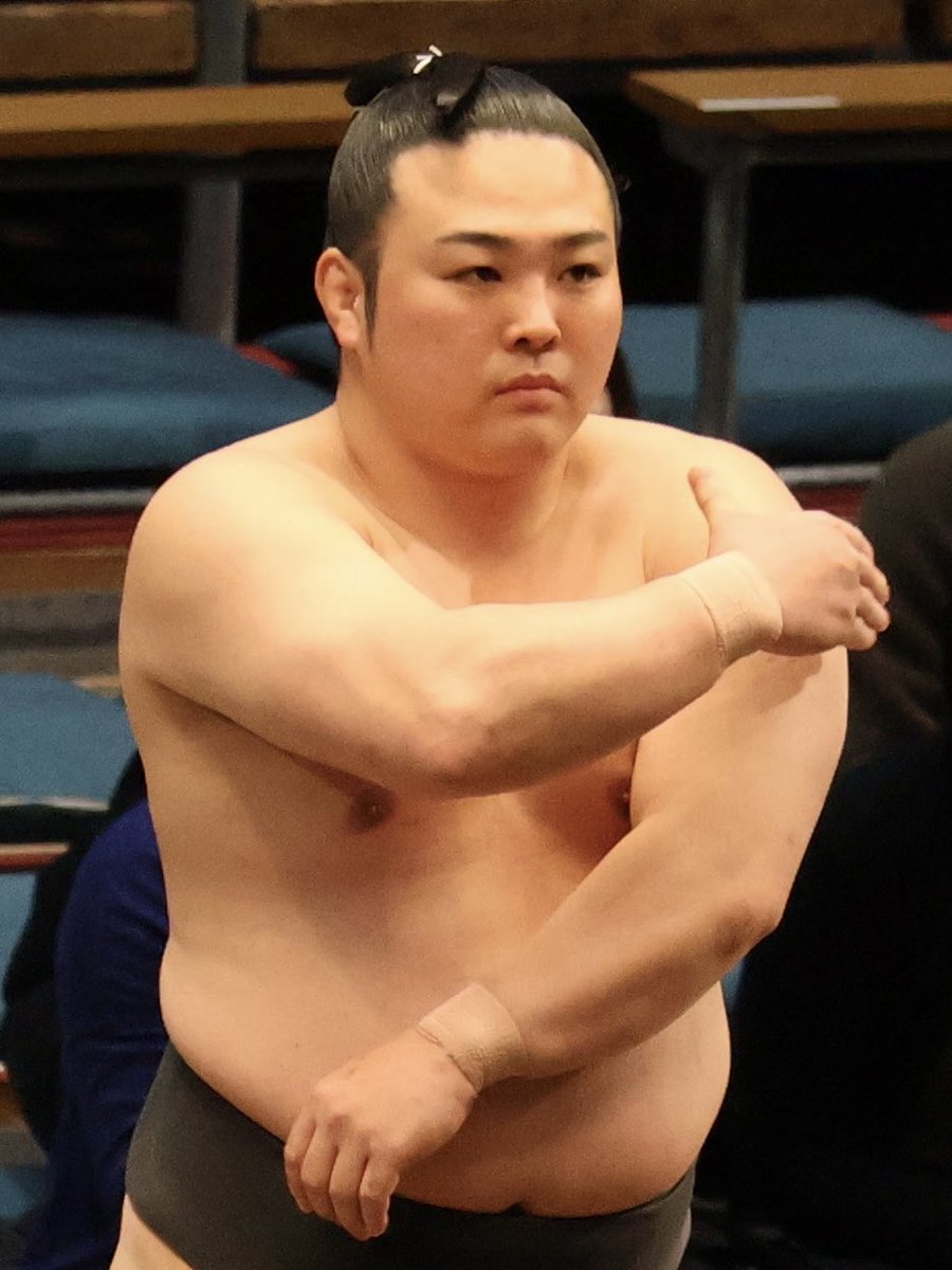 しょーねん tweet media