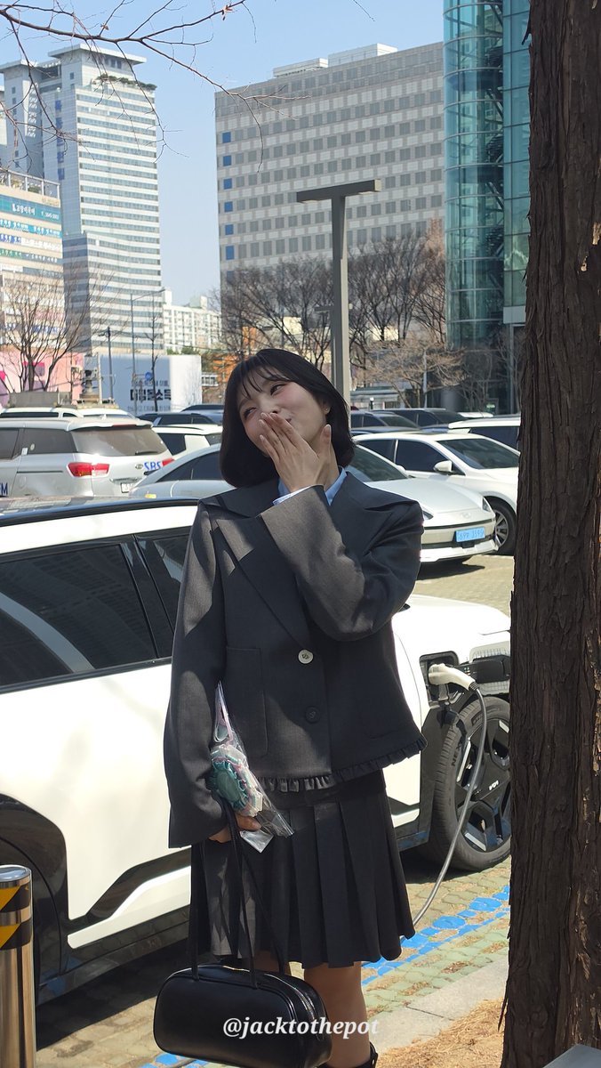 둥하(*・ω・)ノ tweet media