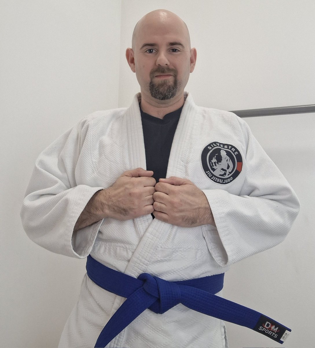 Mr. Loco tweet media