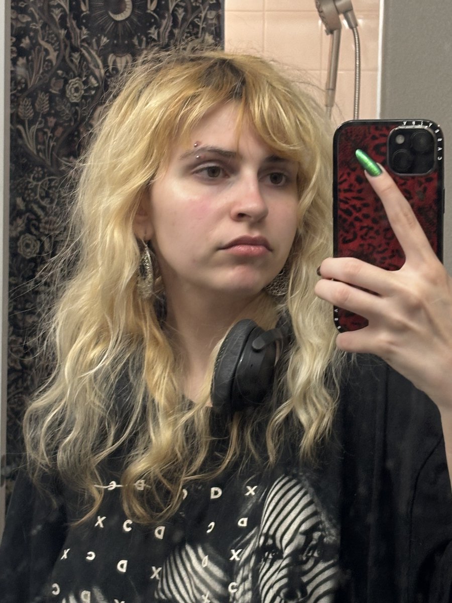 mcrningtheft's tweet image. my phone case came also finally #haha