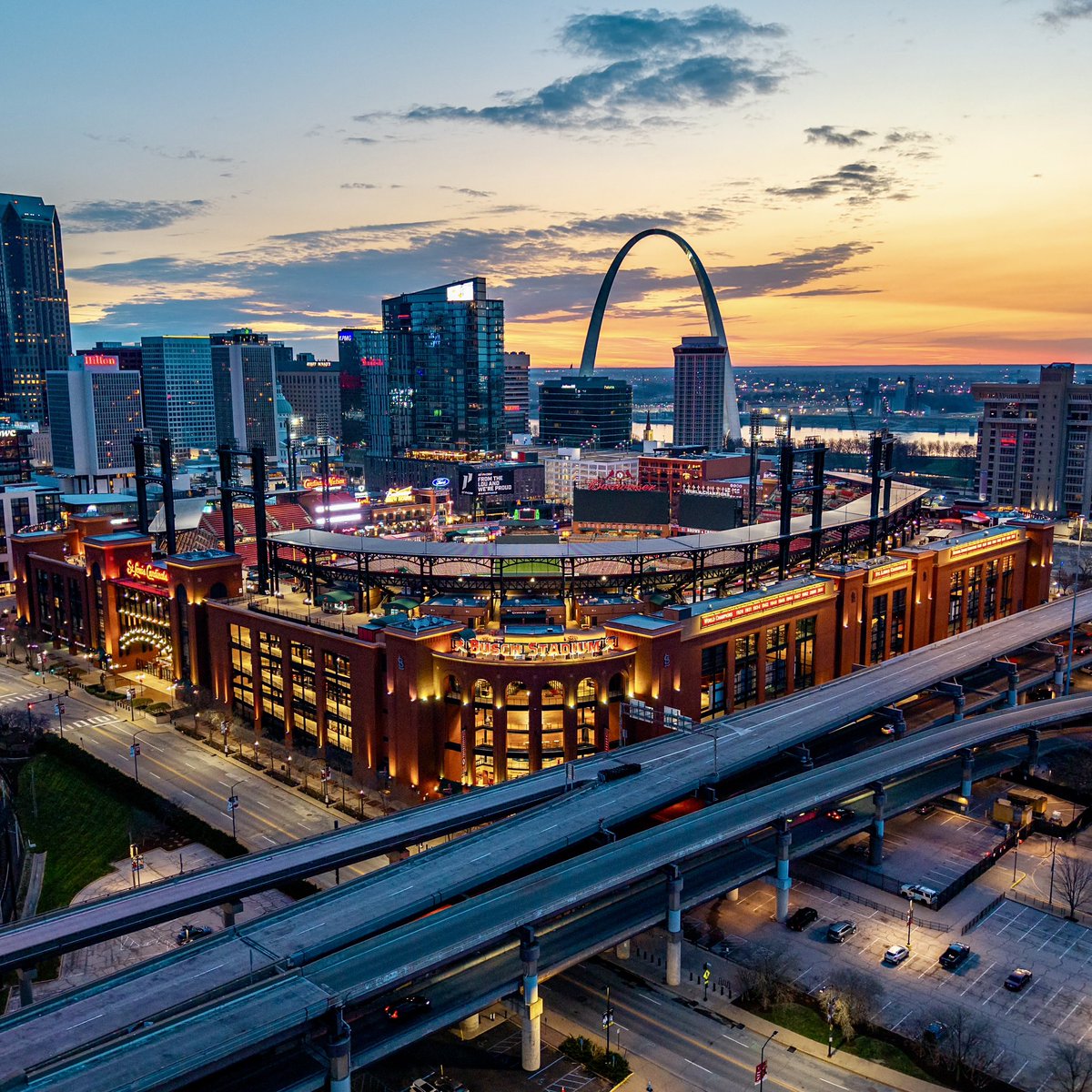 STL Aerials / Brad Henderson tweet media