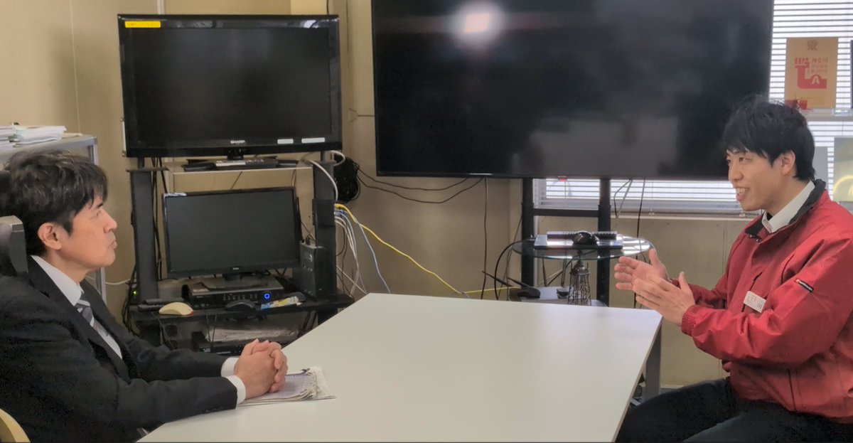 Tasiro_co_'s tweet photo. 【3/27（金）21:30〜21:55 テレビ神奈川「NewsLink」出演予定】
「日本で活躍する外国人」というテーマで特定技能2号を取得した社員にもインタビューをいただきました。
※放映エリアは神奈川県／3ch
ぜひご覧いただけたら嬉しいです。
#TVK #テレビ神奈川 #newslink #タシロ #平塚 #外国人 #製造業 https://t.co/NDljZBQXRh