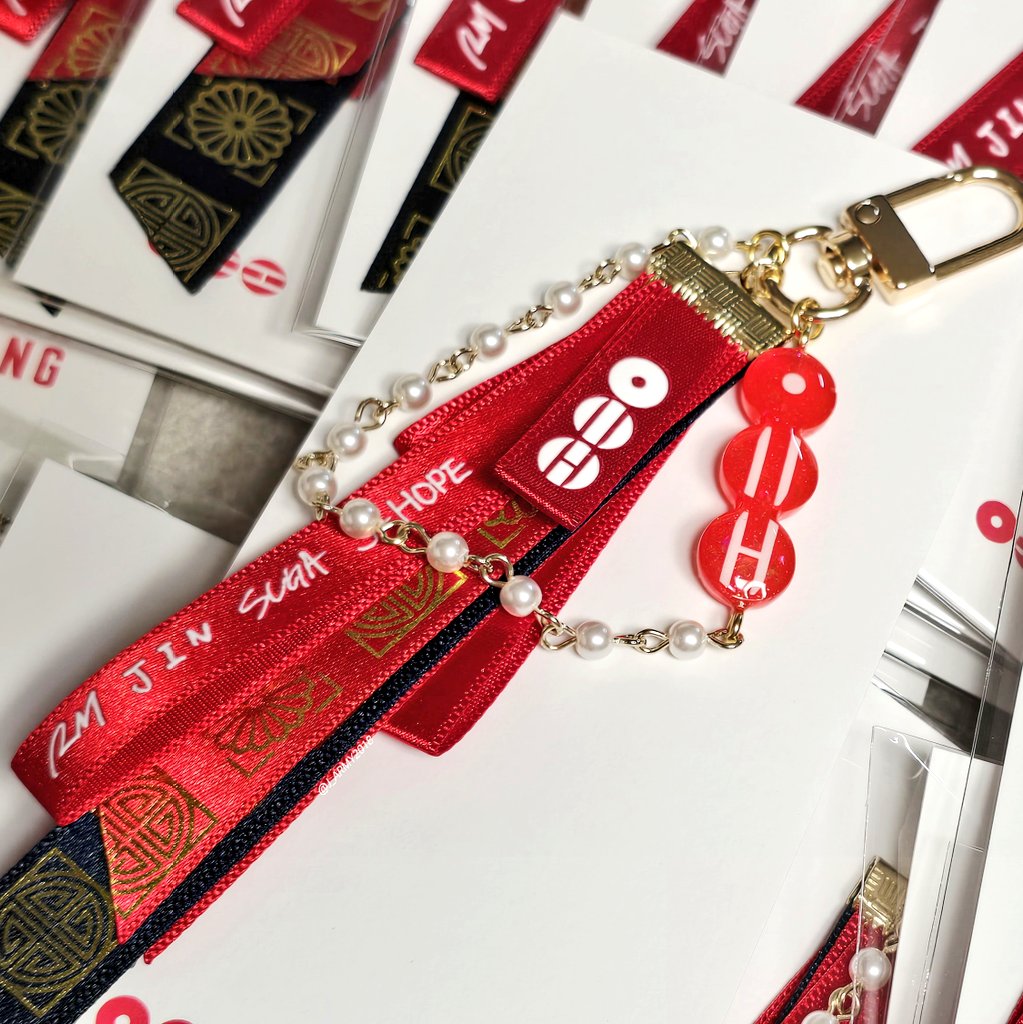 제이유 Jay U💜⁷ tweet media