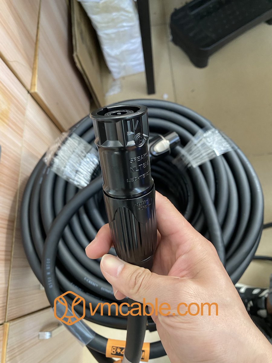 Konsnhunter tweet media