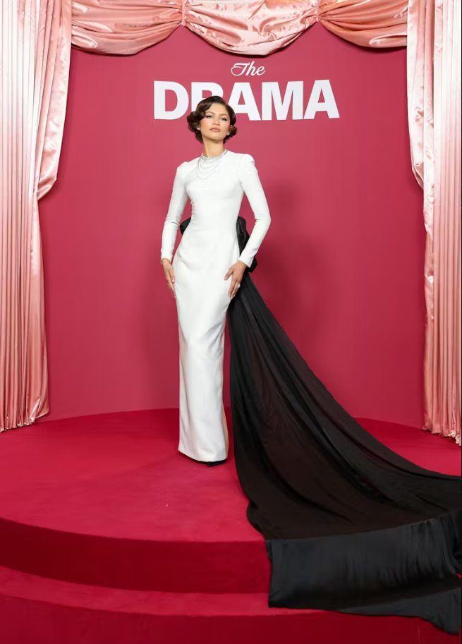 DepressedBergman tweet media