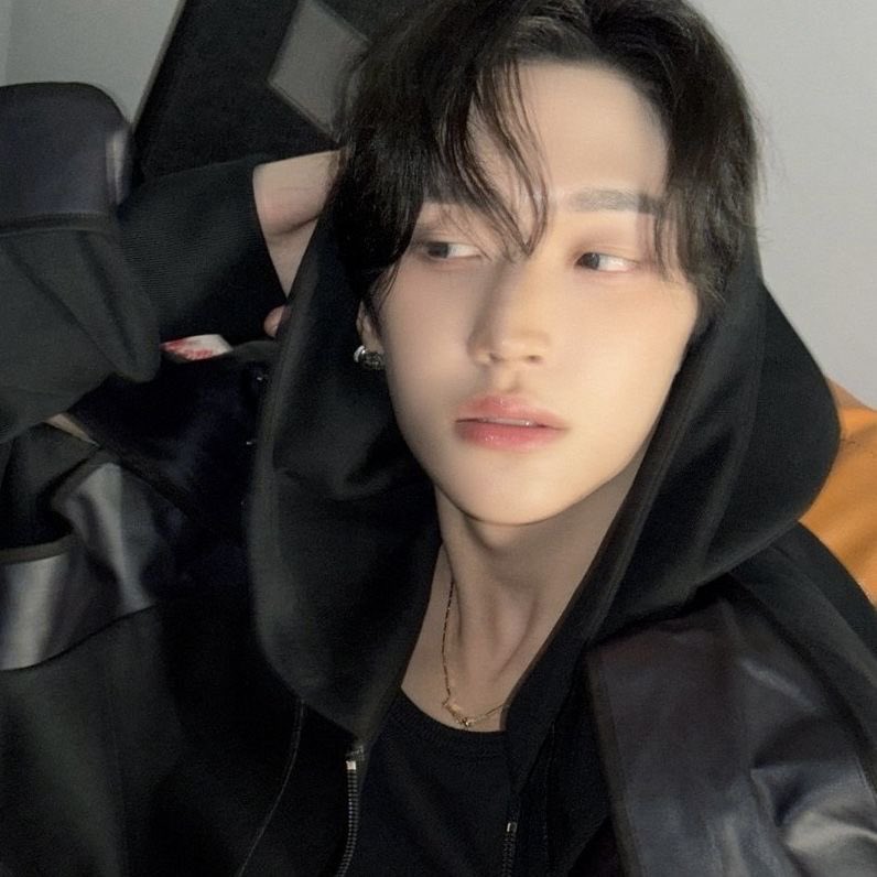 𝐉𝐨𝐨𝐡𝐲𝐮𝐧 .ᐟ tweet media