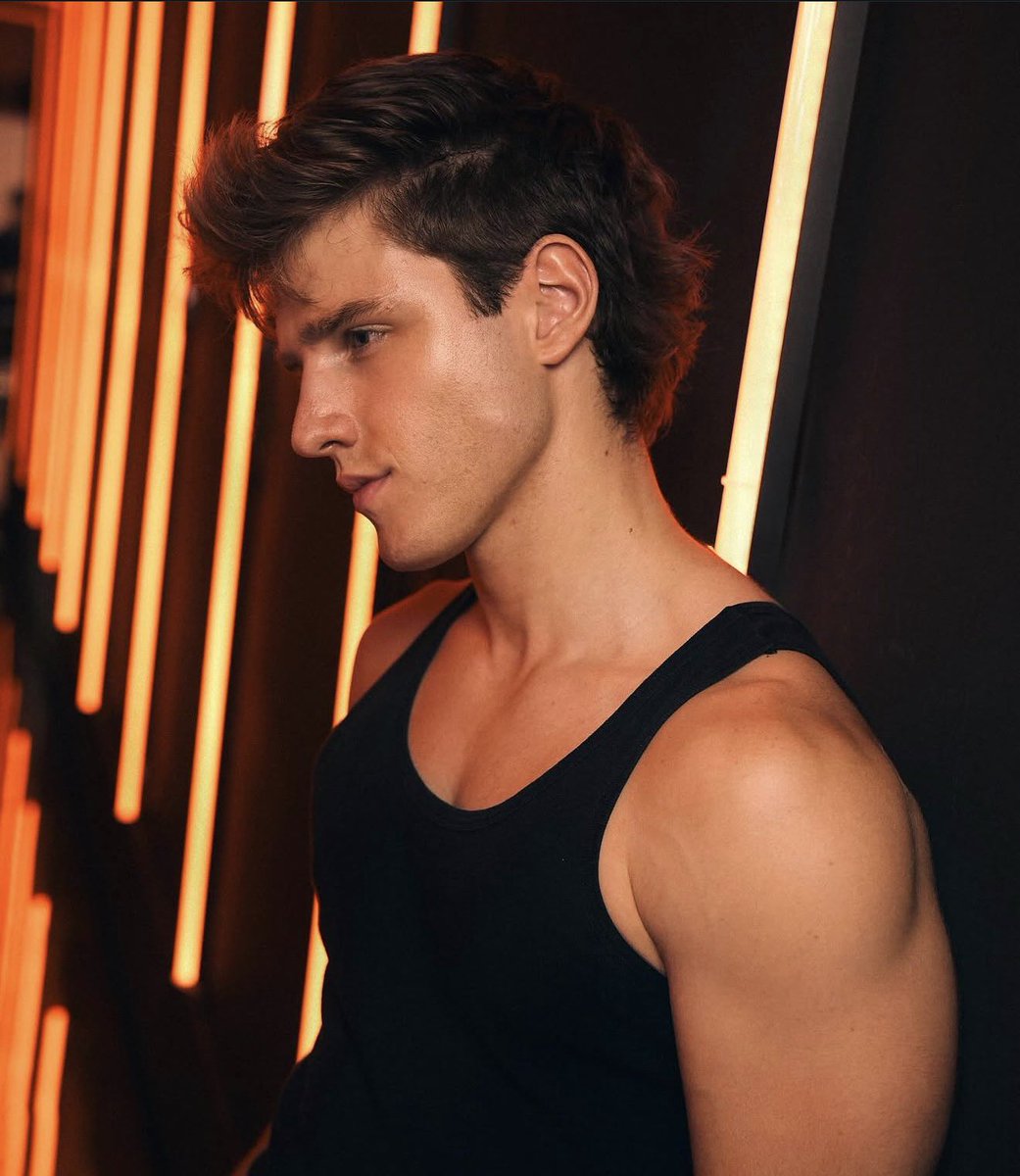 JOBBER - 𝖢𝗁𝖺𝗒𝖼𝖾 𝖯𝖾𝖺𝗋𝖼𝖾 tweet media