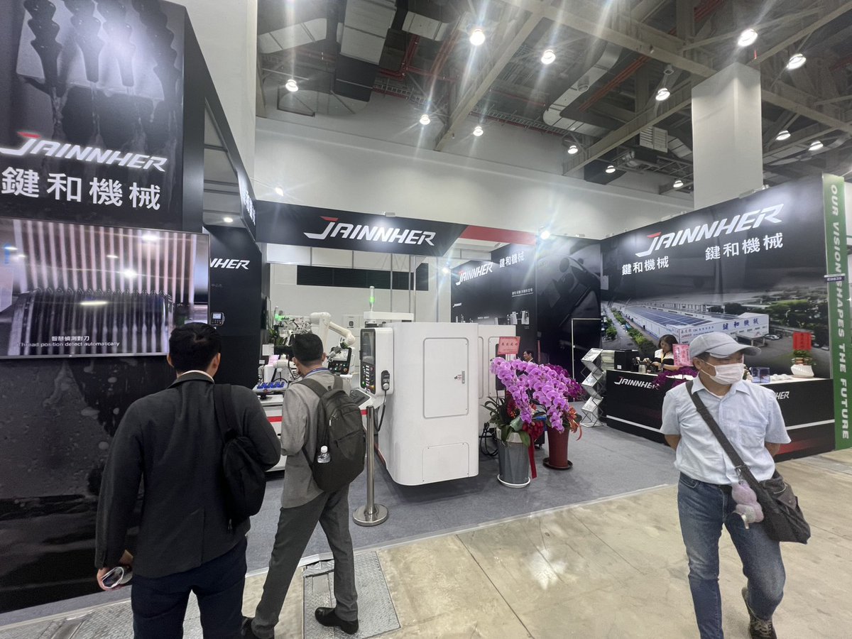 JainnherM's tweet image. Speed, stability and smarter use of manpower — this is JAINNHER’s answer at #TMTS2026. Visit our booth E0839 during March 25–28 and experience the rhythm of high efficiency production firsthand.
#Jainnher #grinding  #grinder #machinetool #machinery #HMI #solution #manufacturing