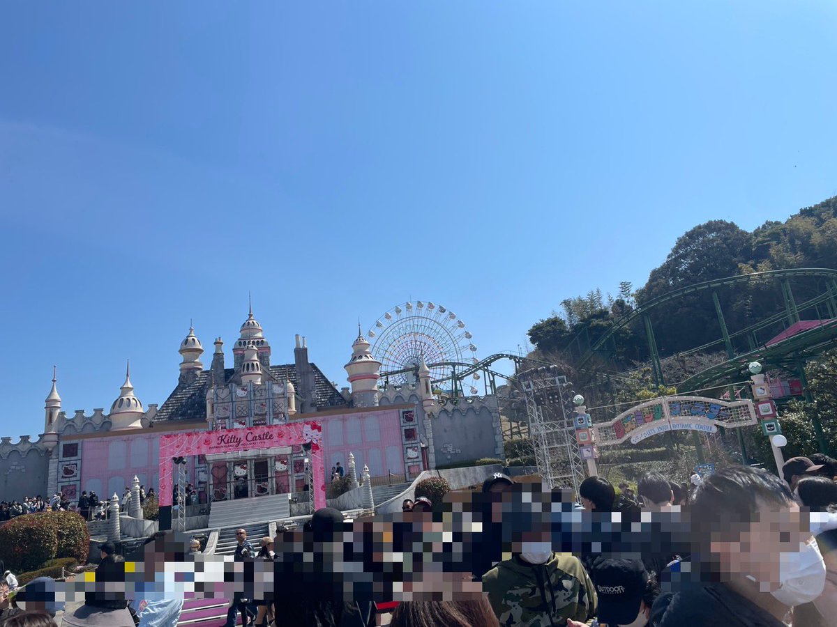 かつこ tweet media