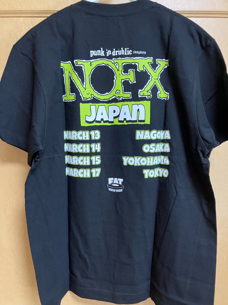 Top_40_Age tweet media