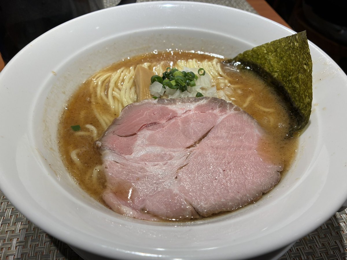 古墳の住人 tweet media