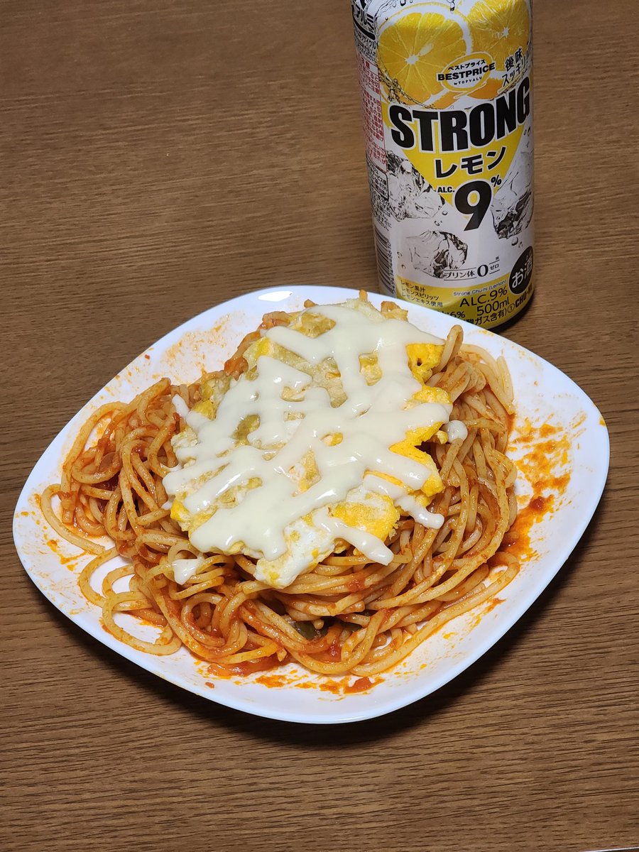 ベストプライスな昼！！
酒含めワンコインで釣銭くる！！