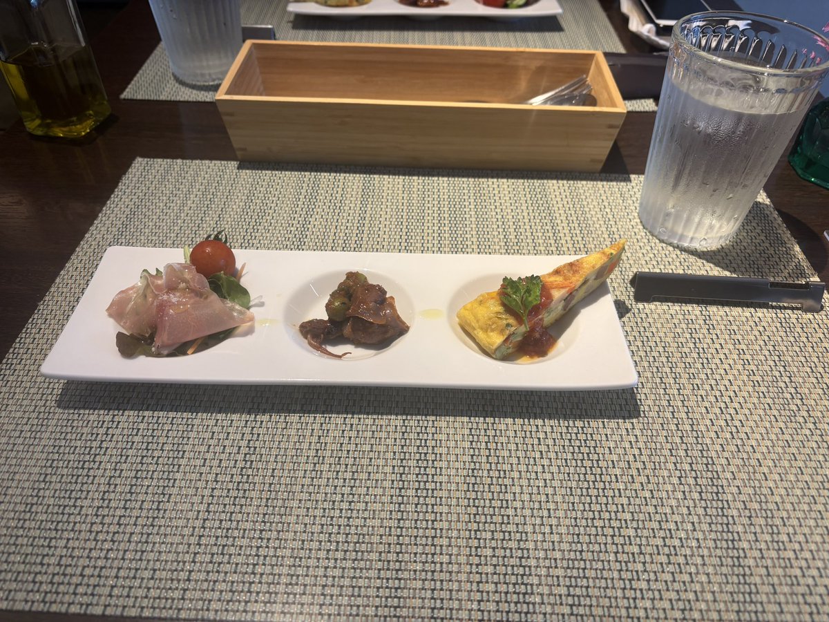 もっち餅です。 tweet media