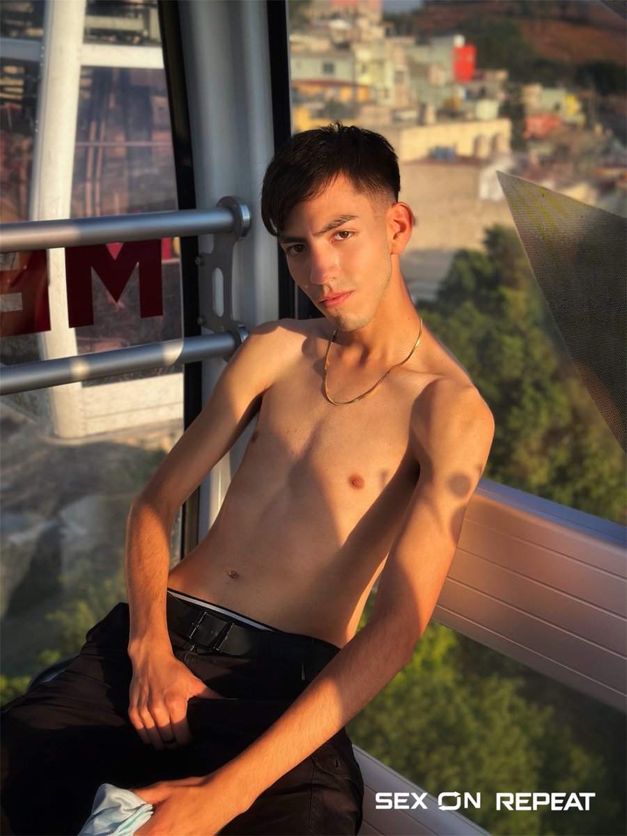 sex on repeat tweet media