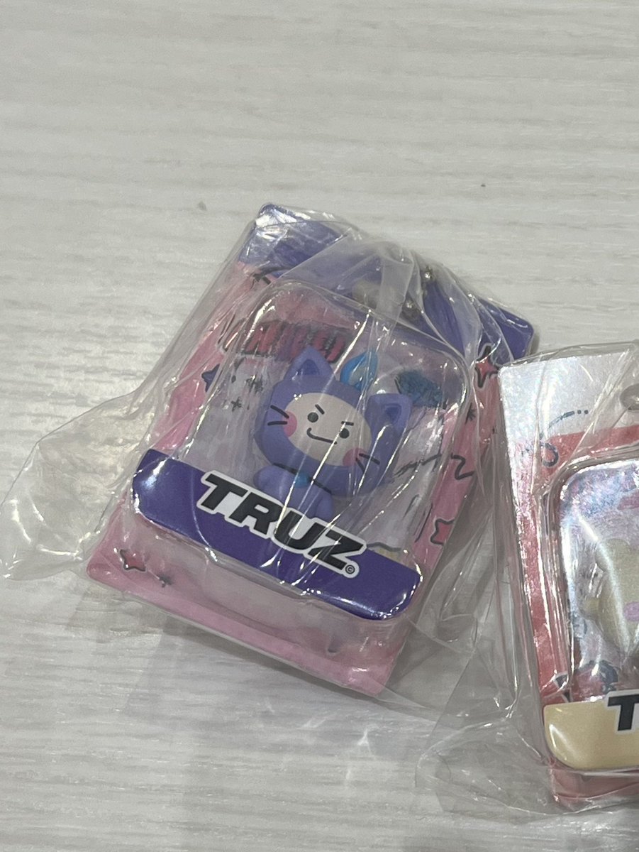 wpd9764's tweet photo. @ahms1678 検索から失礼致します。
チリを所持しているのですが、LAWOOとの交換可能でしょうか？ https://t.co/P3m7fWVU0r
