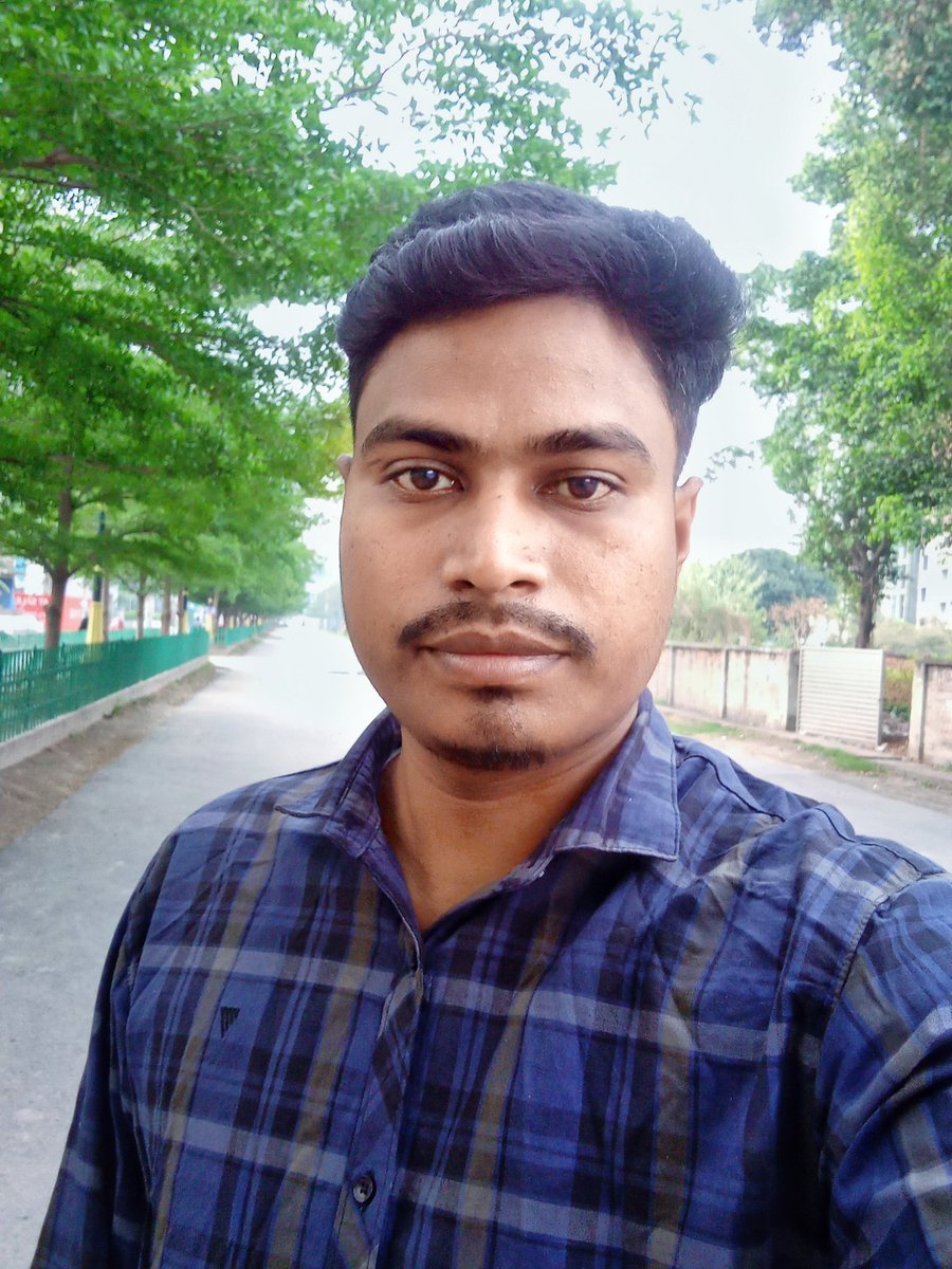 আমি সাধারণত,
কোন মানুষের সাথে নিজ থেকে কখনোই দূরত্ব তৈরি করি না। তারপরও যদি আপনার সাথে আমার দূরত্বের সৃষ্টি হয়!তাহলে বুঝে নিবেন আপনি আমার সাথে এমন কিছু করেছেন, যা একেবারেই ক্ষমার অযোগ্য। 
ধন্যবাদ