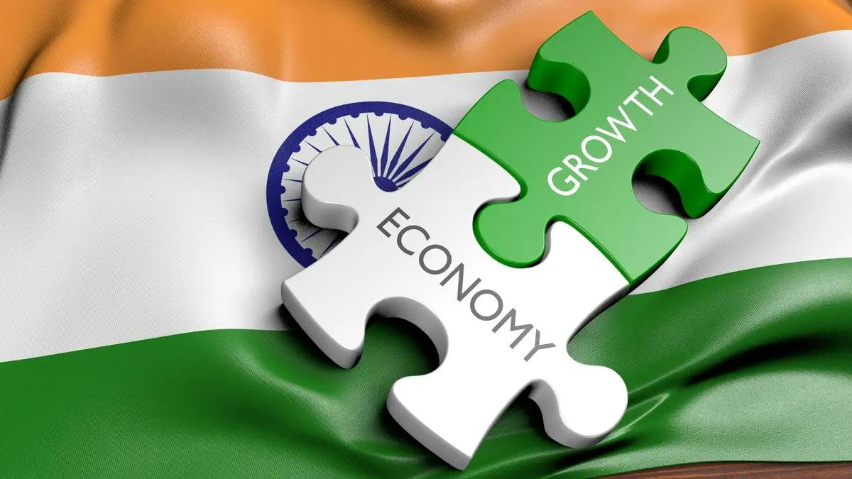 Goldman Sachs cuts India’s GDP forecast to 5.9% (CY26) 🇮🇳

🔹 Inflation: 4.6% ↑
🔹 CAD: 2% of GDP
🔹 South Asia growth: 6.5%

India still among fastest-growing major economies 🚀

#GDP #IndianEconomy #Markets #Growth