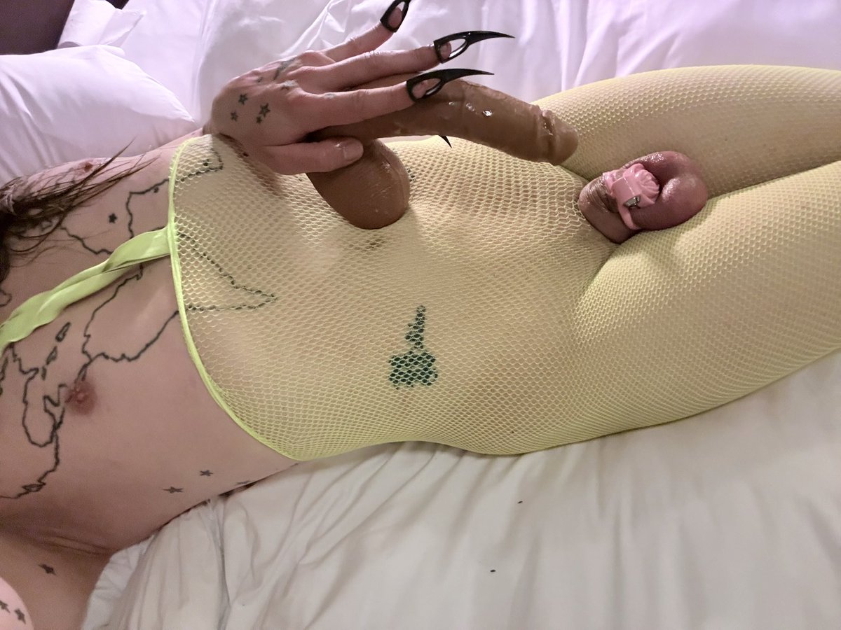 Charlotte von Spade tweet media