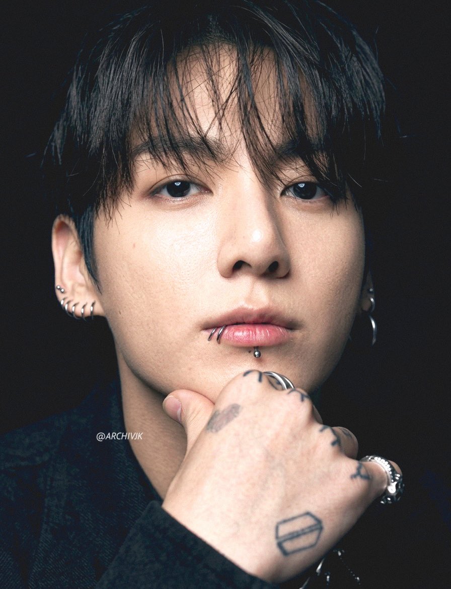 jk archive ★ tweet media