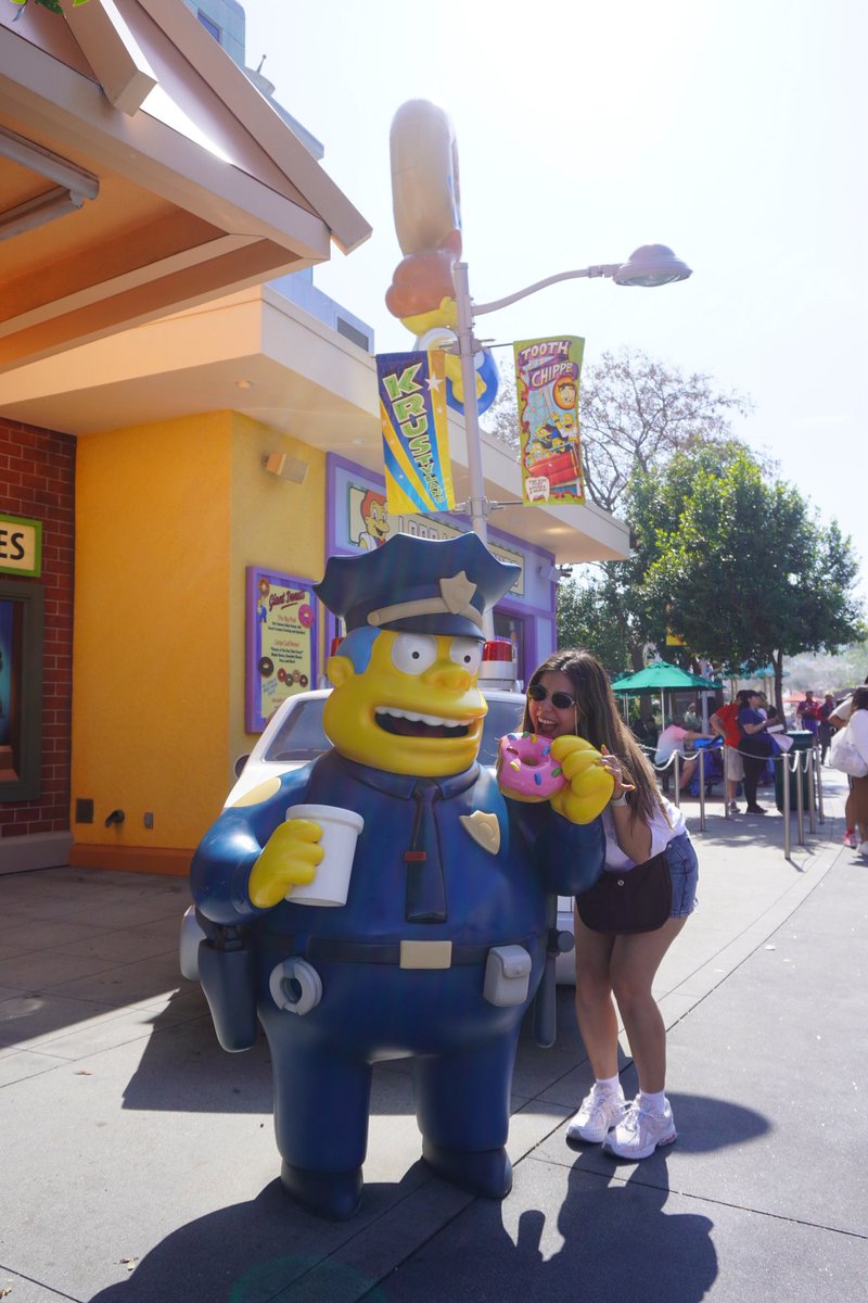 SandyGzz7's tweet photo. 🎢🧡🎥🍩 https://t.co/r0eTzEiiM7