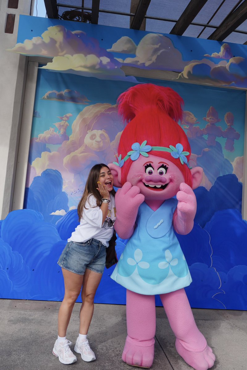 SandyGzz7's tweet photo. 🎢🧡🎥🍩 https://t.co/r0eTzEiiM7