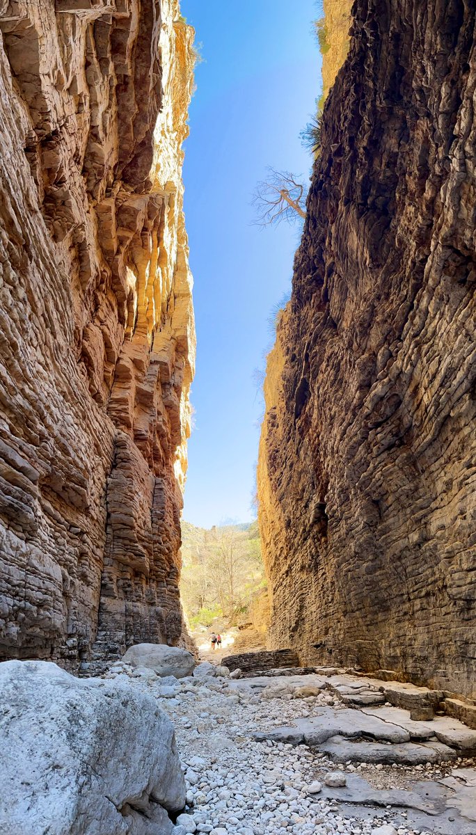 Avenly13's tweet photo. West Texas https://t.co/FE8y5wM5Qn