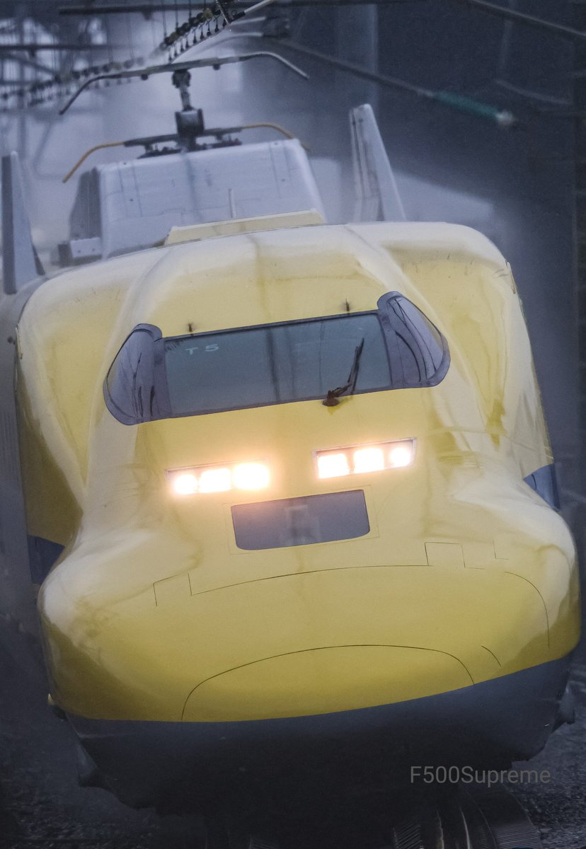 ヨッス tweet media