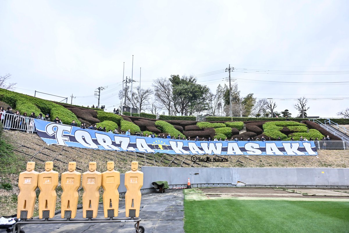 城とサッカーの編集者兼記者兼カメラマン tweet media