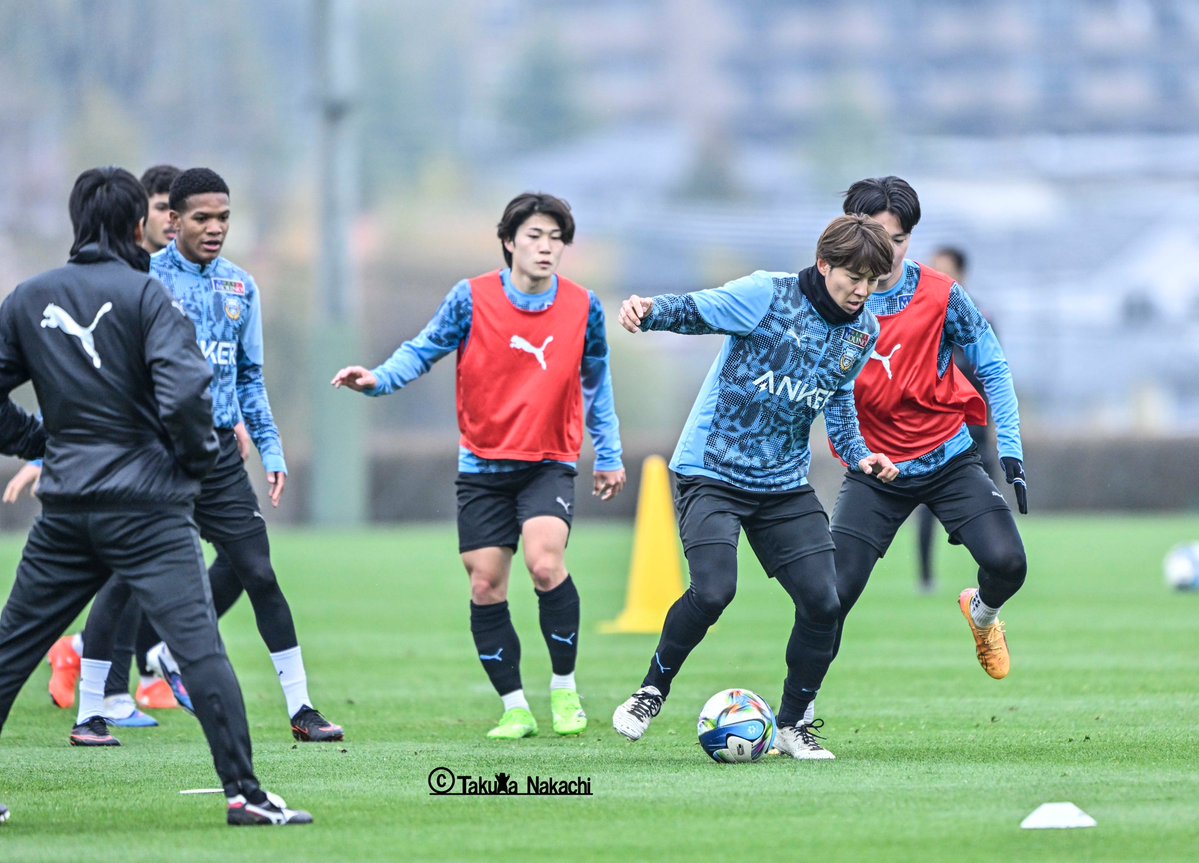 城とサッカーの編集者兼記者兼カメラマン tweet media