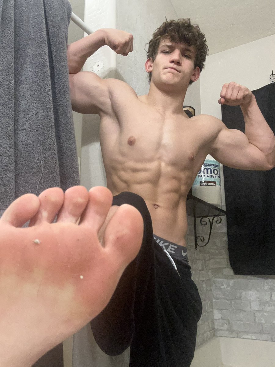 BigBuckBiceps tweet media