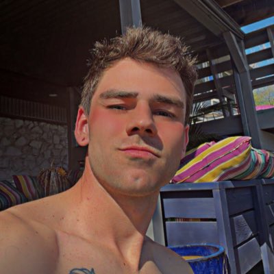 Crash Monroe tweet media