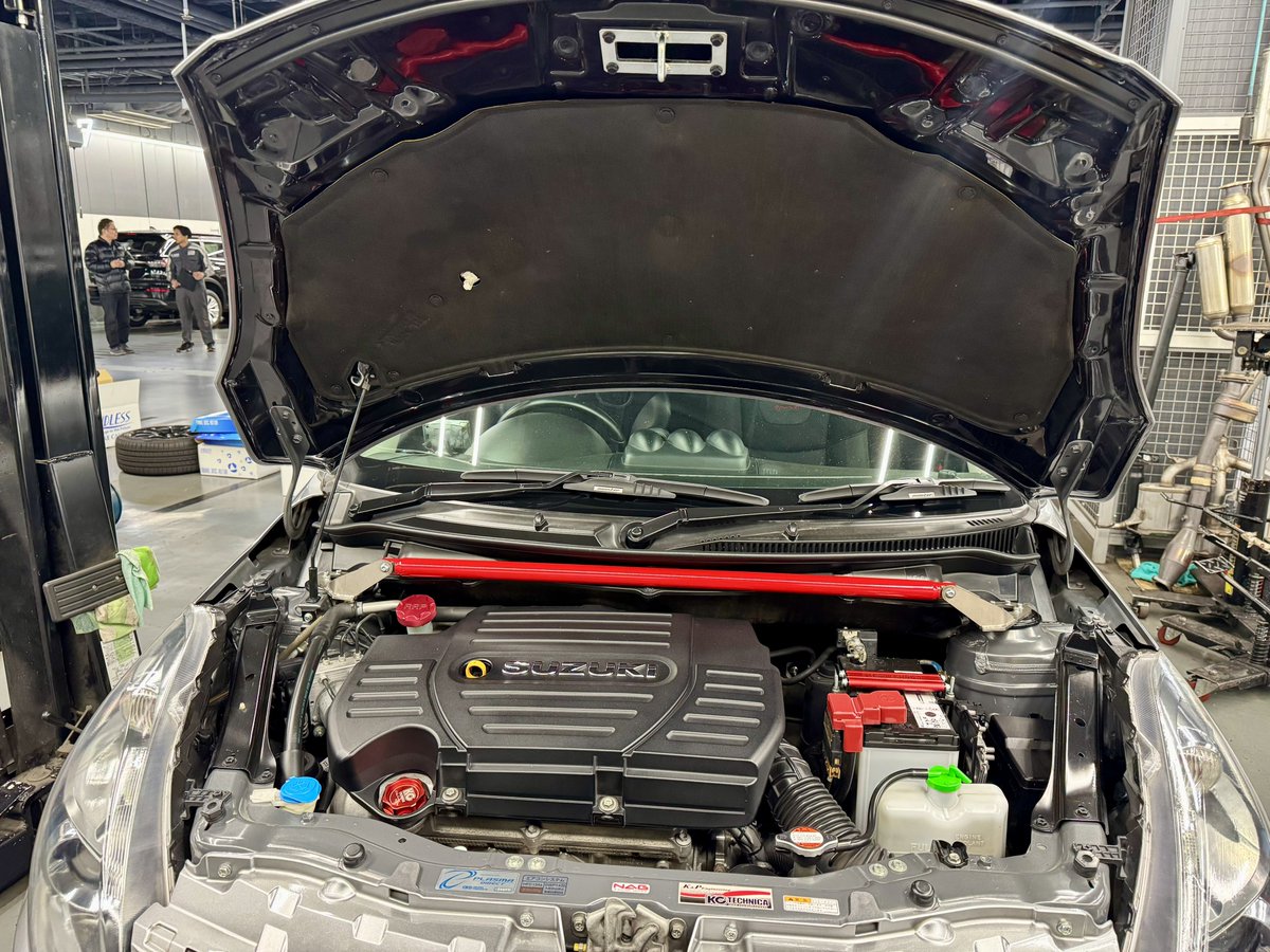 Tato zc32s tweet media