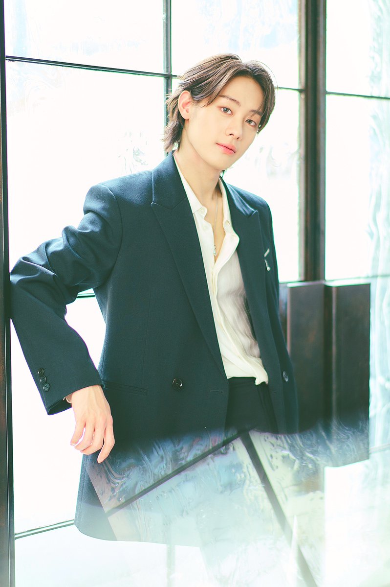 オトトイ tweet media