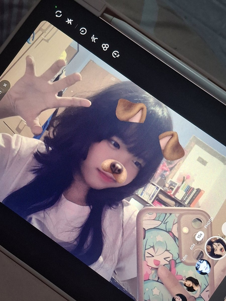 Sumei | Strawberry Miku ng anitwt 🍓🎧 tweet media