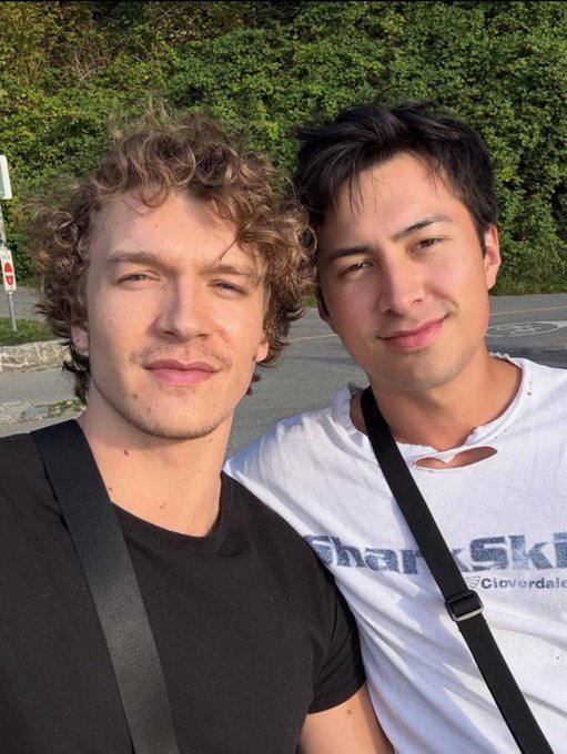 dens ⋆˚࿔ tweet media