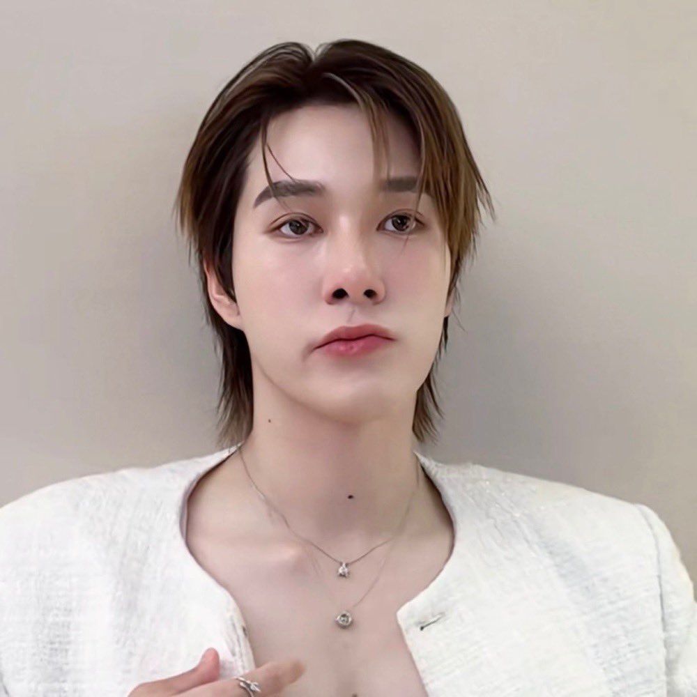 บาบิ୨ৎ tweet media