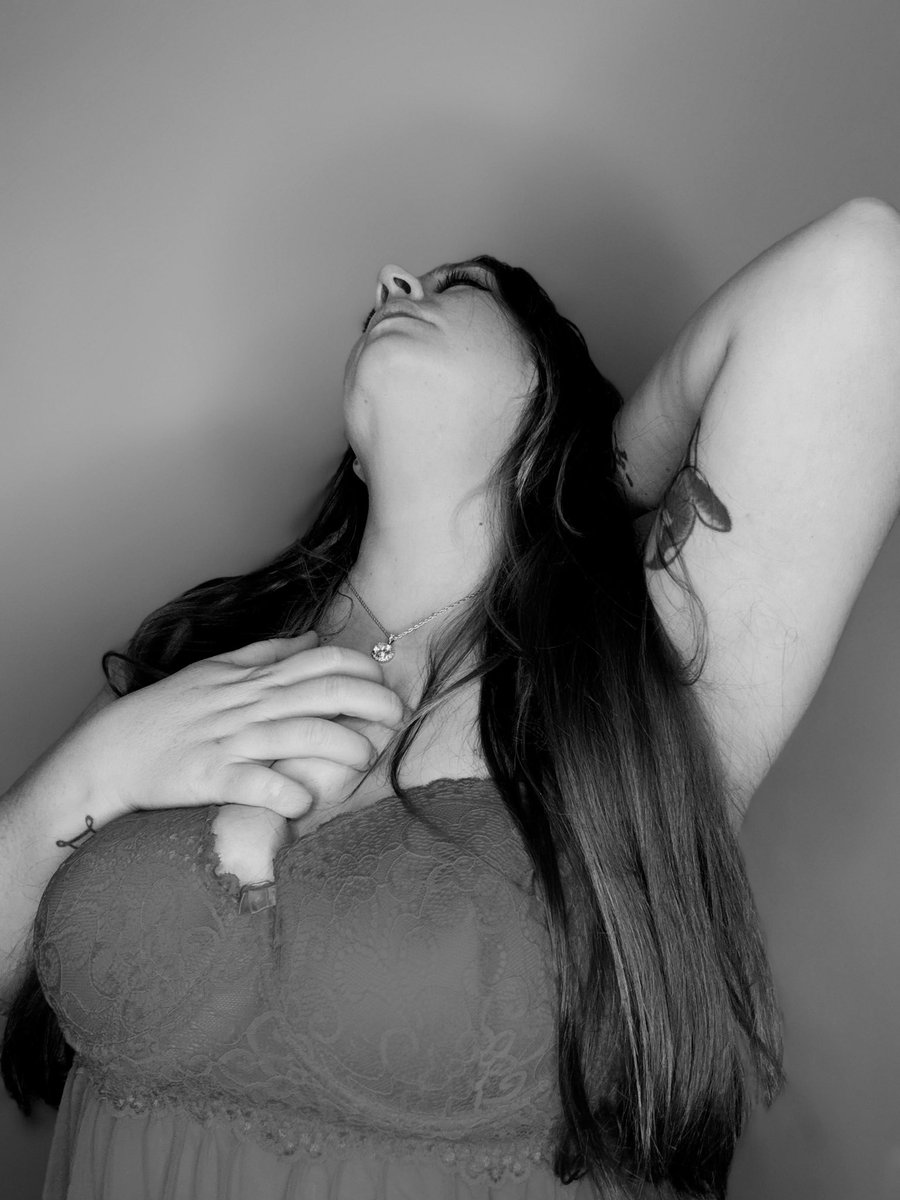 Emma Snow tweet media