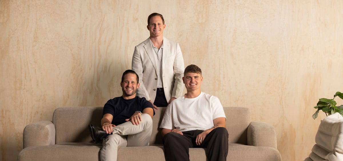 REBAustralia's tweet image. A real estate network has announced the appointment of a new managing partner to strengthen its multi-office leadership on the Gold Coast. #REMAX #GoldCoast #Appointment

Read the latest ⬇️
bit.ly/3PJvvkp