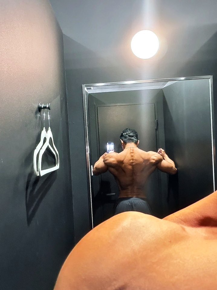 𝐂𝐎𝐍𝐀𝐍 tweet media