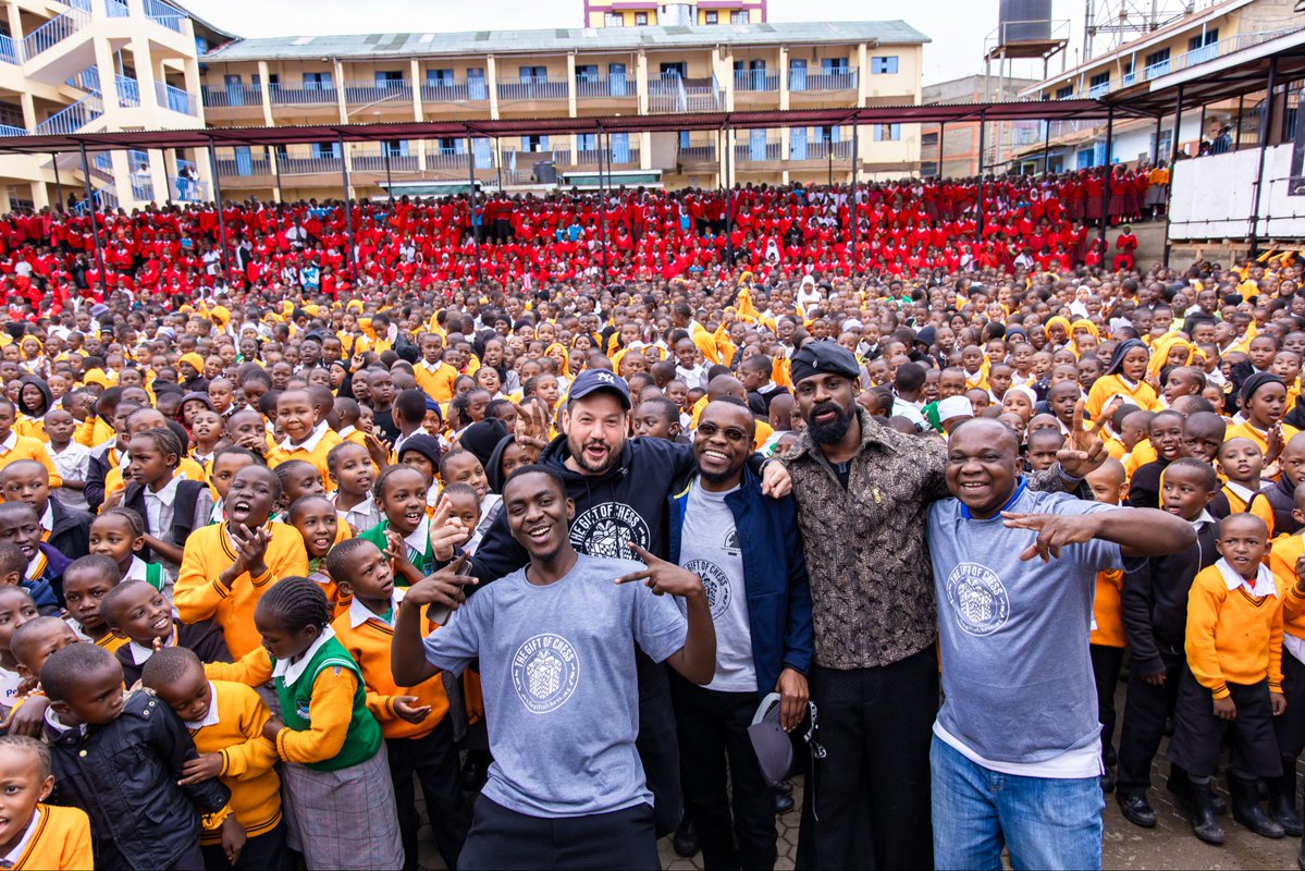 The Gift of Chess tweet media