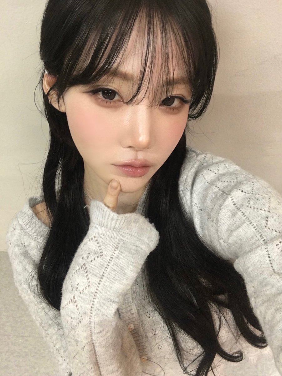 naky as cats 🐈‍⬛ tweet media