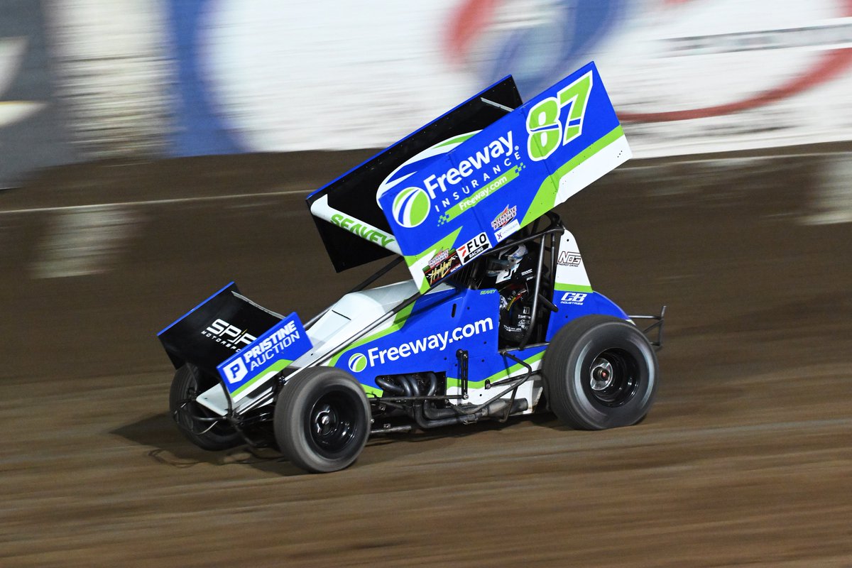 Logan Seavey tweet media