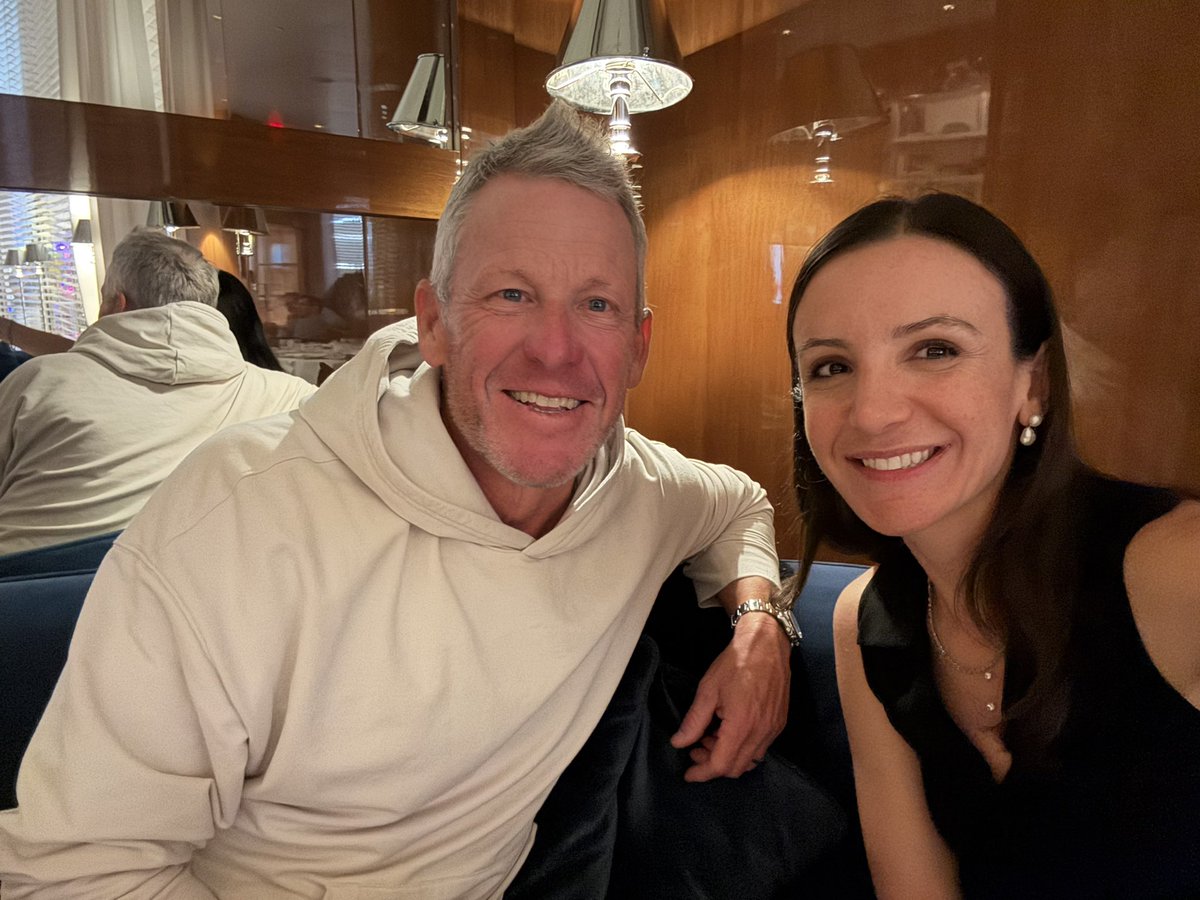 Lance Armstrong tweet media