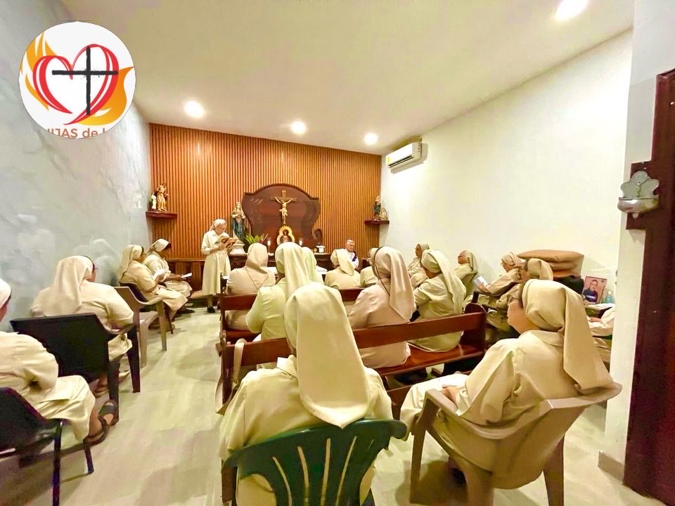 Hijas de la Caridad tweet media