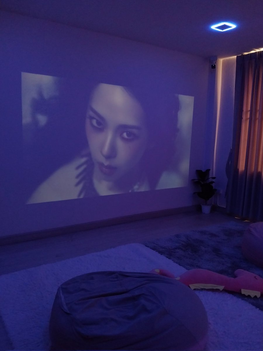 SO-K Cafe tweet media