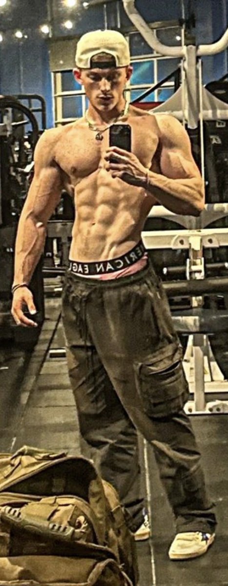 Top Alpha Males tweet media