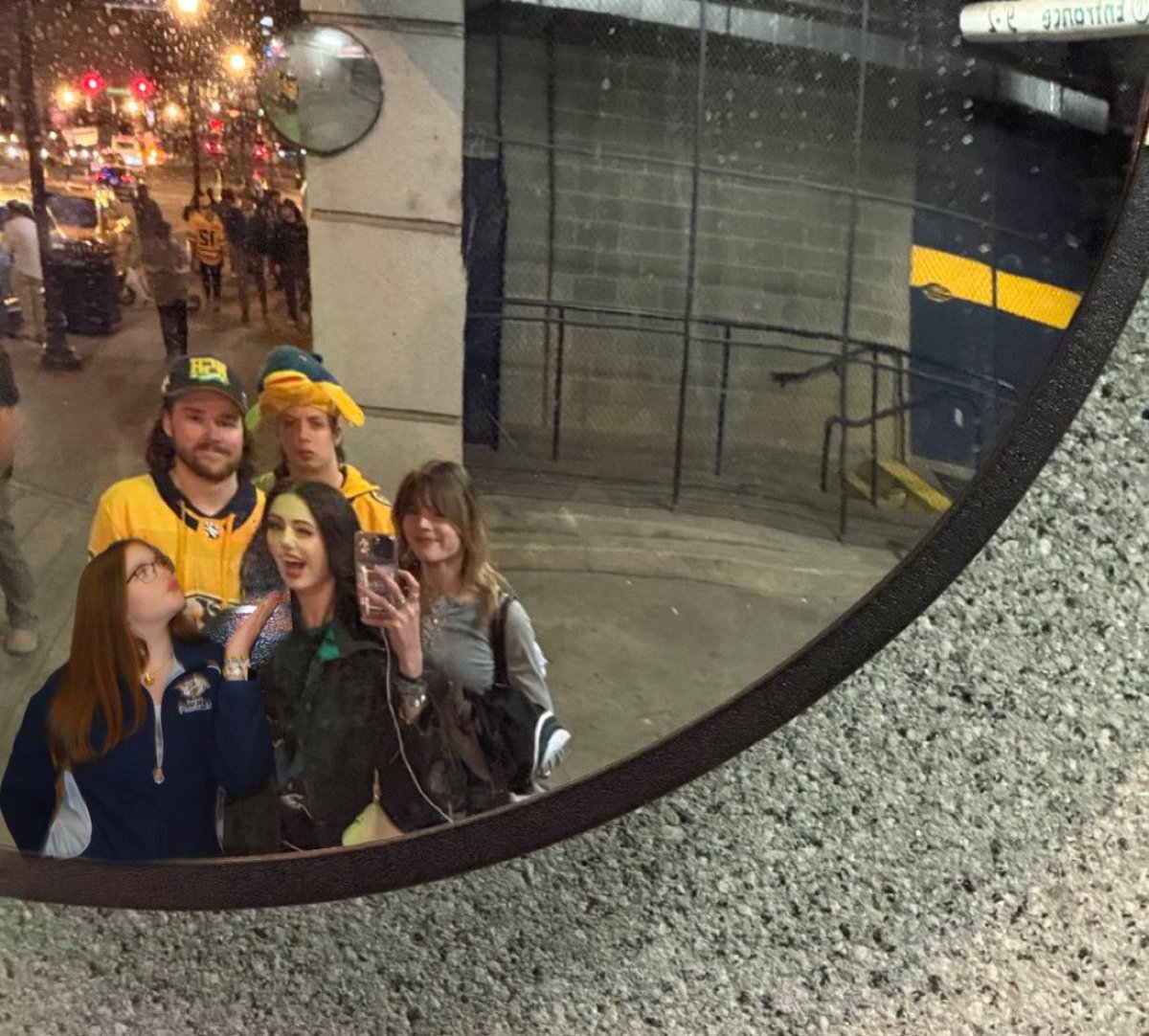 sav⁷⁷ tweet media