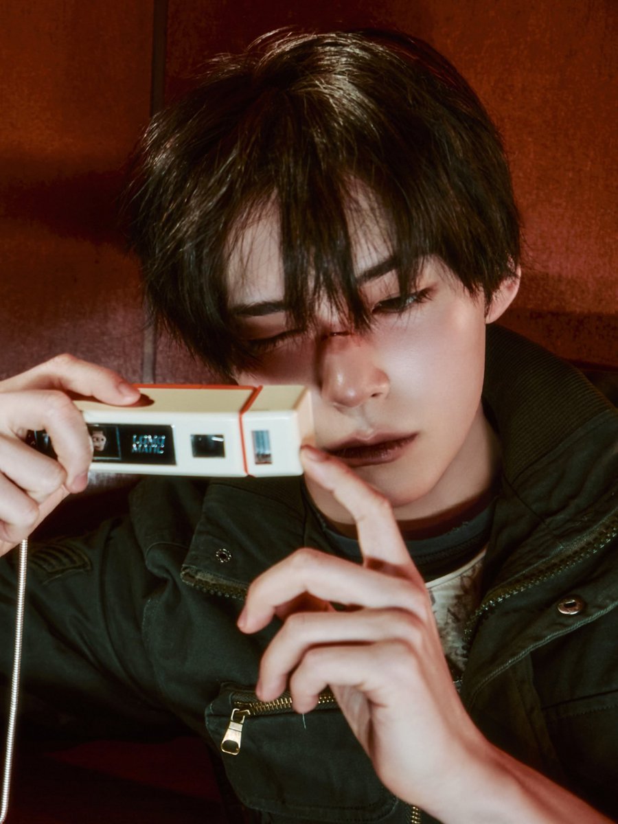 STRAIGHTBAITER3000 || ana tweet media