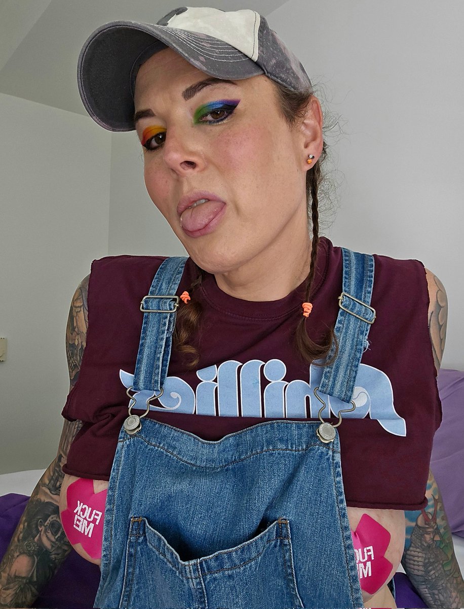 𝕁𝕒𝕕𝕖 𝕍𝕒𝕝𝕜𝕪𝕣𝕚𝕖 tweet media