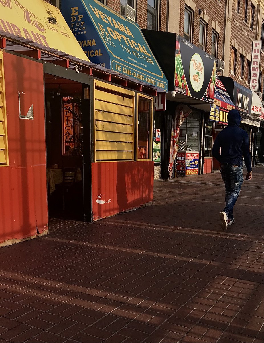 Hannah Taylor tweet media